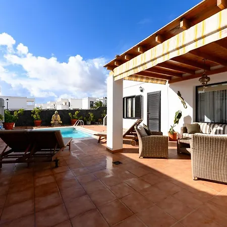 Solarium With Pool In Playa Blanca * Πλάγια Μπλάνκα