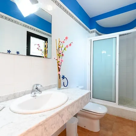 Solarium With Pool In Playa Blanca Willa *