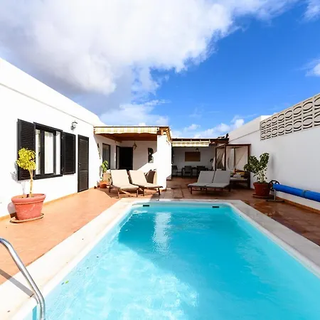 Solarium With Pool In Playa Blanca Playa Blanca (Lanzarote)